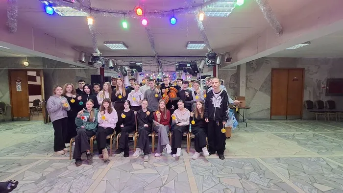 photo_5235991946659043596_y