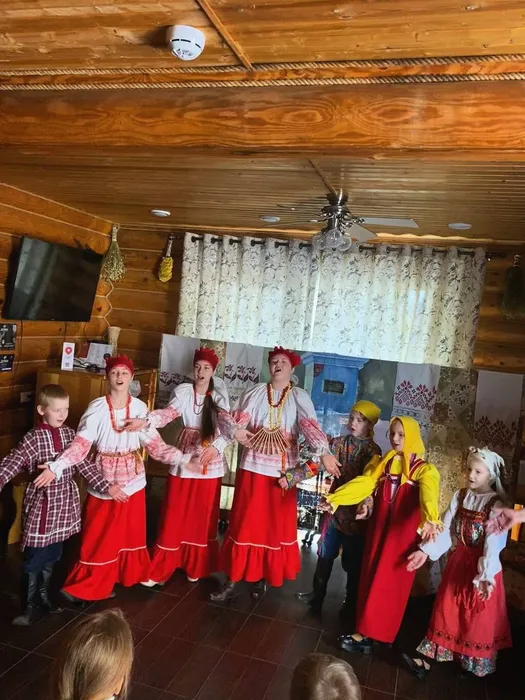 photo_5249019587490160750_y