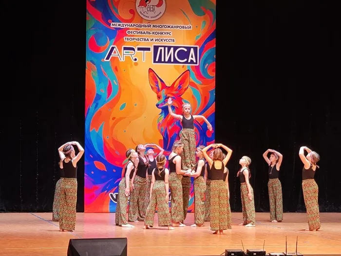 photo_5208450292779781216_y